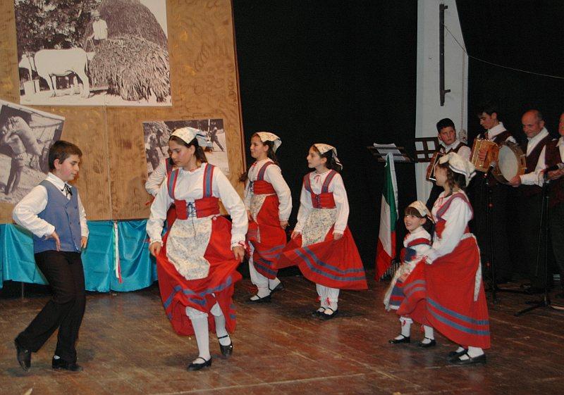 2011-04-02 spettacolo Petritoli (11).jpg